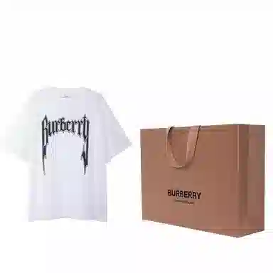 Burberry SS23 T
