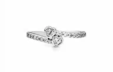 Pandora Shimmering Heart Ring