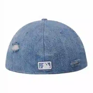 New Era Yankees Embroidered Distressed Cap Blue