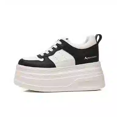 AQUASCUTUM