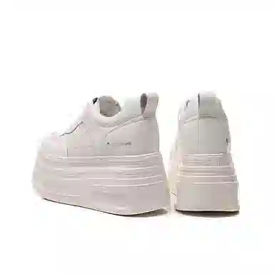 AQUASCUTUM