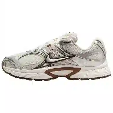Nike V5 RNR White Brown