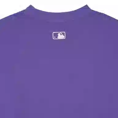 MLB T