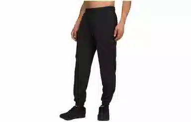 lululemon License to Train SS22 Logo