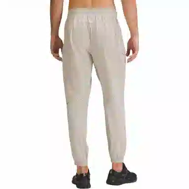 lululemon License to Train SS22 Logo