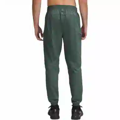 lululemon License to Train SS22 Logo