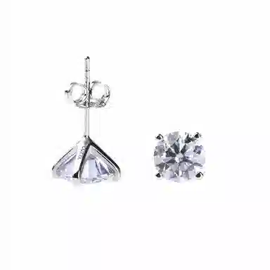 LUXTA Moissanite Stud Earrings