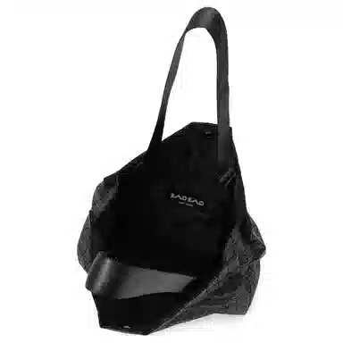 ISSEY MIYAKE Tote