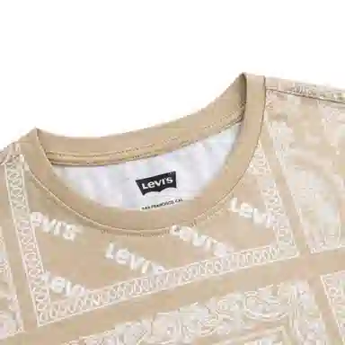 Levi's T