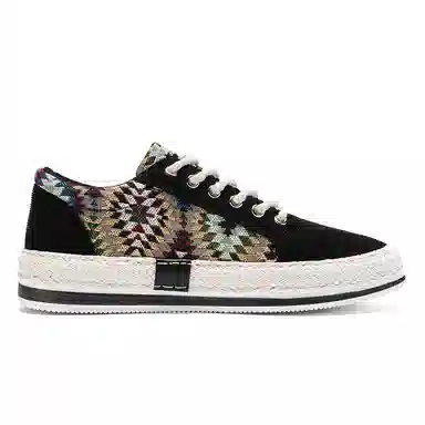 PLAY COBBLER Canvas Low Top