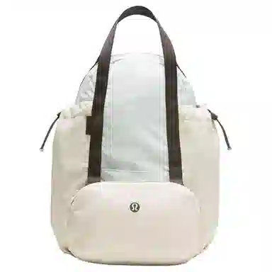 lululemon 7L Pack and Go Logo