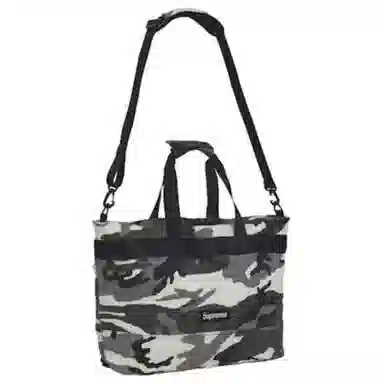 Supreme Tote
