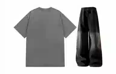 URBAN AUTHENTIC T