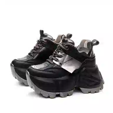 AQUASCUTUM