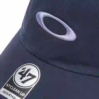 Oakley -