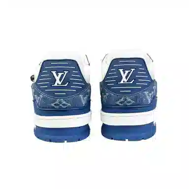 LOUIS VUITTON Trainer BNK