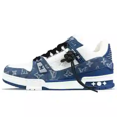 LOUIS VUITTON Trainer BNK