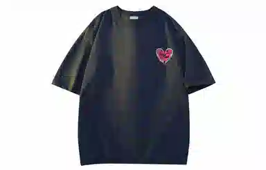 FONDLOOK Graffiti Heart Letter Tee Black