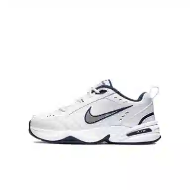 Nike Air Monarch 4