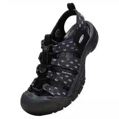 tudes x KEEN Newport Retro