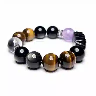 MOUNTAINS AND MANS 16mm