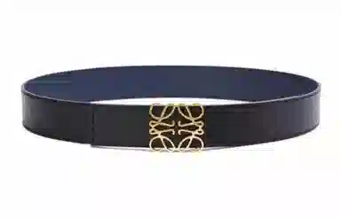 LOEWE Anagram