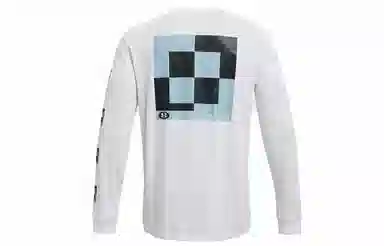 Under Armour T