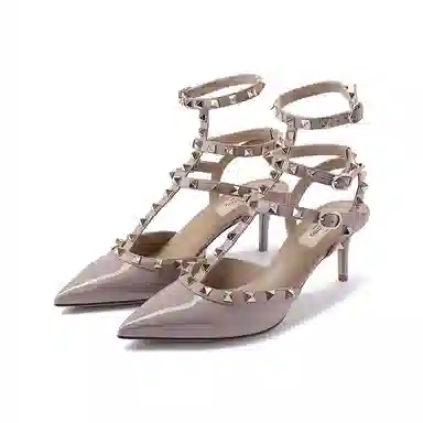 Valentino ROCKSTUD 6.5cm