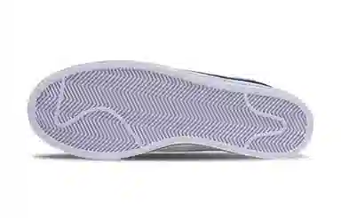 Nike Court Legacy