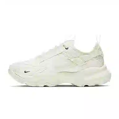 Nike TC 7900