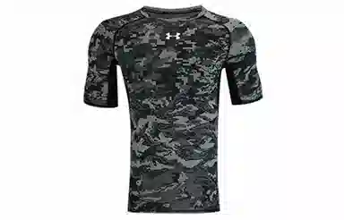 Under Armour T
