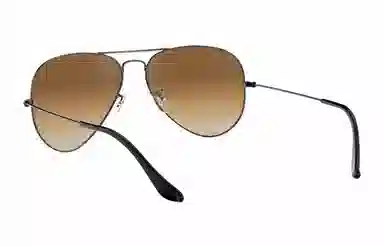 Ray-Ban RB3025