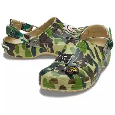 A BATHING APE x Crocs Classic clog