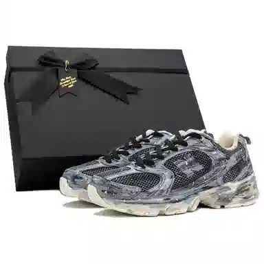 New Balance 530 Black Grey