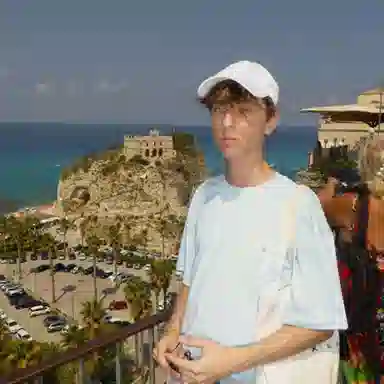 RASS Falling Star Print Crewneck T-Shirt