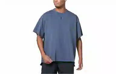 Under Armour T