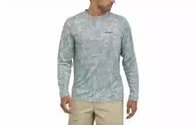 patagonia Men's Long-Sleeved Capilene Cool Daily Fish Graphic Shirt C1T