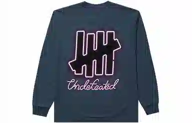 UNDEFEATED LogoT