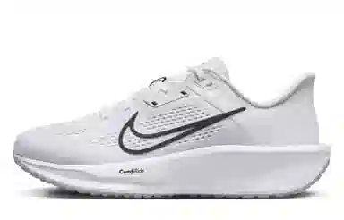Nike Quest 6