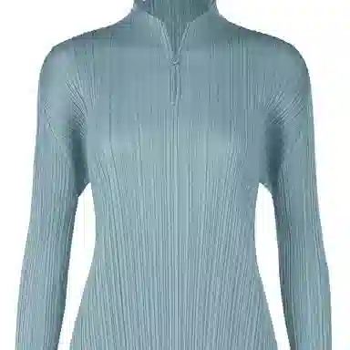 PLEATS PLEASE ISSEY MIYAKE