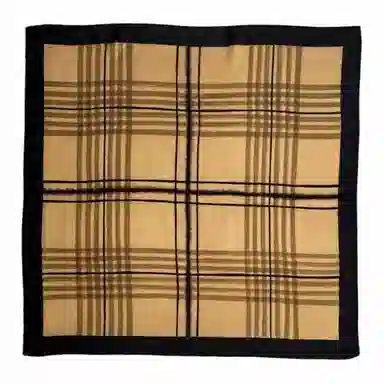 山一丸 丝羊毛方巾字母装饰领巾线条秋冬 羊绒 丝巾 女款