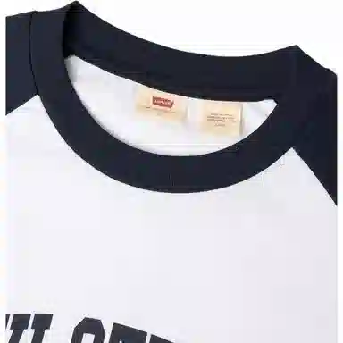 levis T