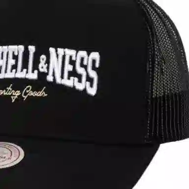 Mitchell Ness -