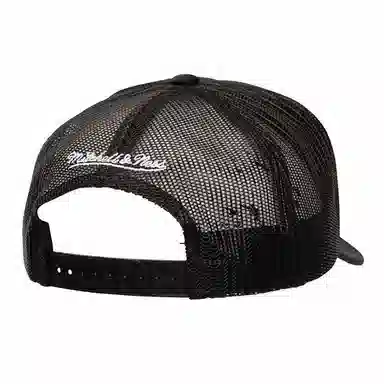 Mitchell Ness Lifestyle -