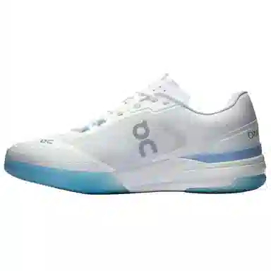 On THE ROGER Advantage Pro