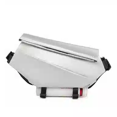 德力熊 机能机车挎包 牛津布 胸包 常规 男款 银色/灰色/黑色