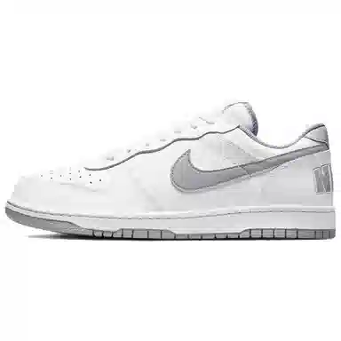 Nike BIG NIKE LOW