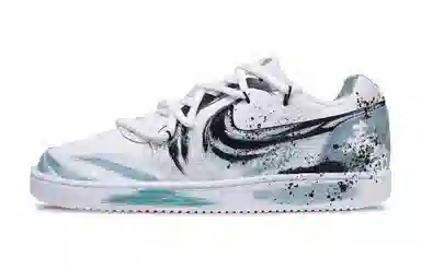 Nike EBERNON