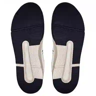 On The Roger Clubhouse White Black