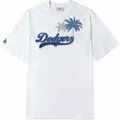 MLB T